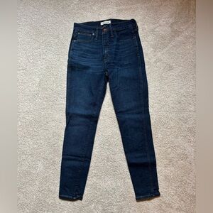 EUC Madewell 10” High-Rise Skinny Jeans - size 28